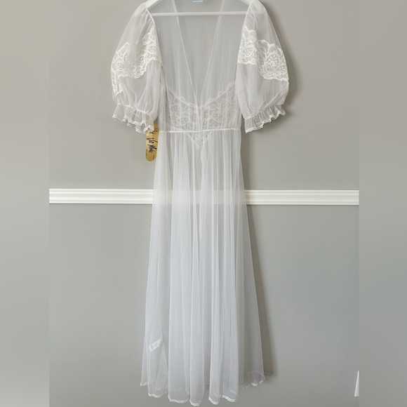 Val Mode Vintage Bridal Robe Small - Picture 4 of 12